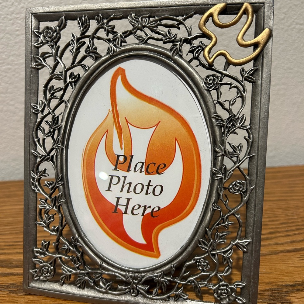 Intricate Silver and Gold Floral Pewter Picture Frame - Picture 7 of 9